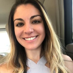 Meet your Posher, Andreana